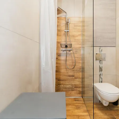 Totu Orlowska Pensión 3*