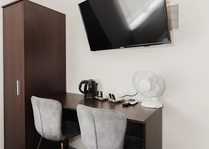 Totu Orlowska בית הארחה 3*